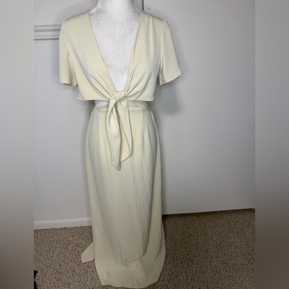 Cupshe Short Sleeve Tie Front V Neck Cutout Waist Slit Hem Maxi Dress size S - Picture 5 of 8